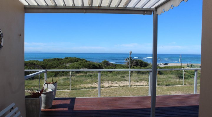 Waterside Living - Blues Bay 04