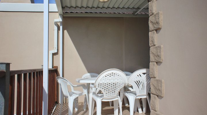 Waterside Living - Blues Bay 16