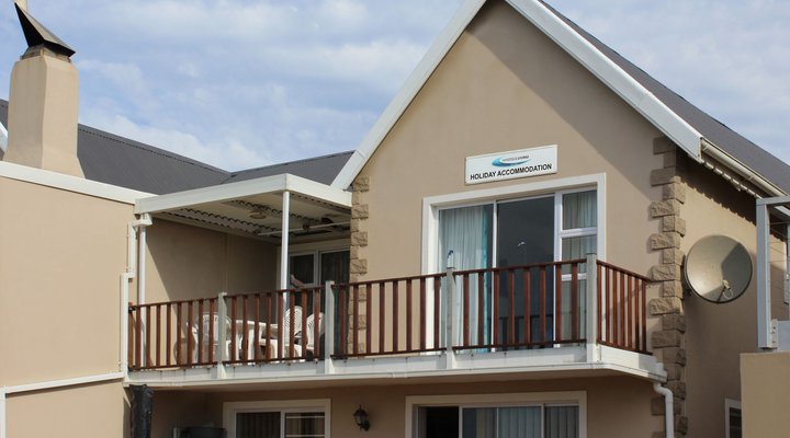 Waterside Living - Blues Bay 16