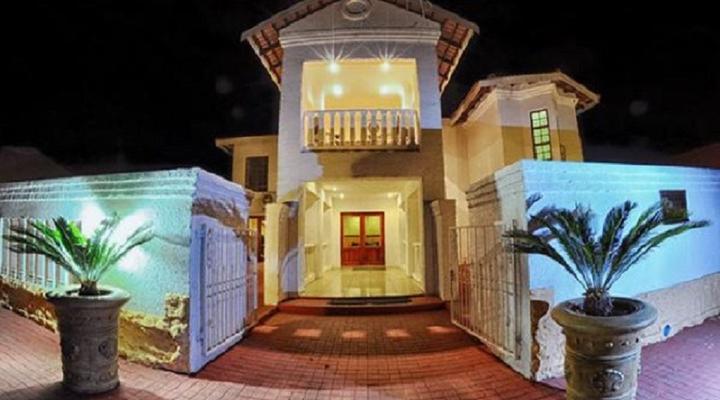 Izekhaya Guest House