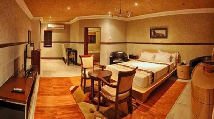 Izekhaya Guest House