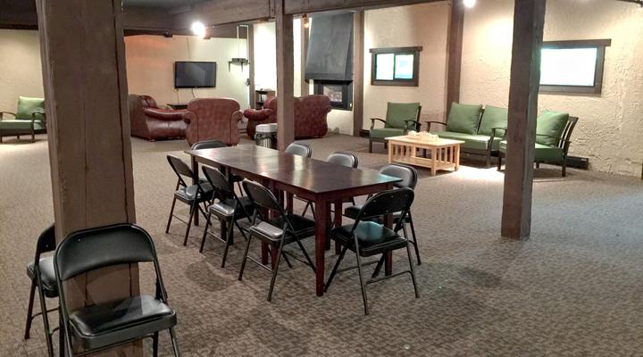 #09 Snowline Lodge Condo