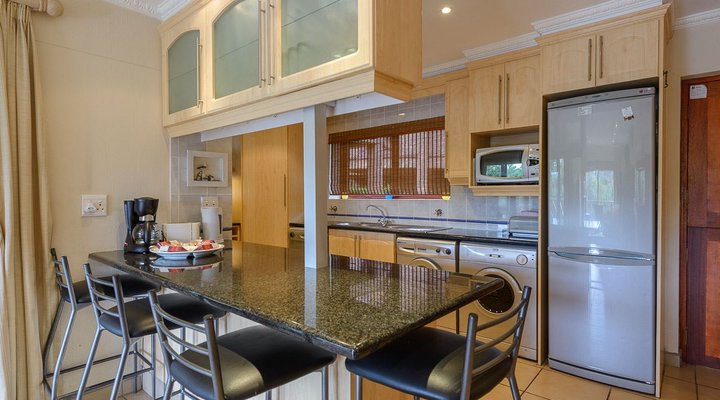 Four Bedroom Deluxe Villa 10905