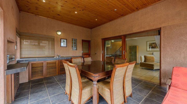 Four Bedroom Deluxe Villa 10905