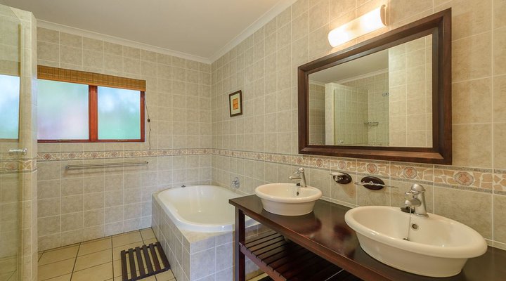 Four Bedroom Deluxe Villa 10905