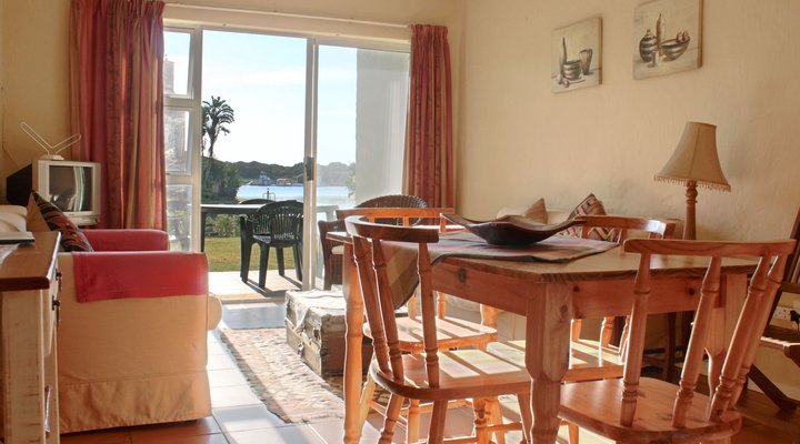 Waterside Living - Martinique Cove 03