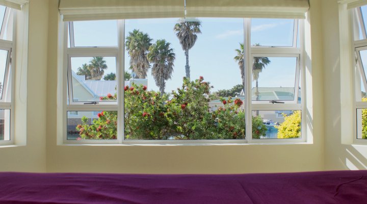 Waterside Living - Marina Martinique 1297