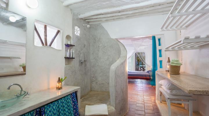 Kenyaways Beach B&B Diani Beach