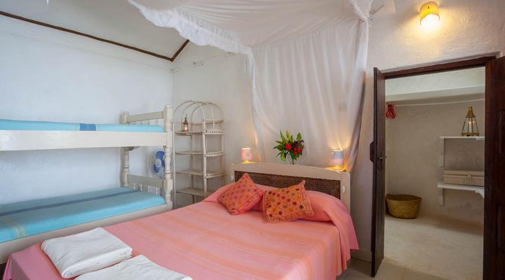Kenyaways Beach B&B Diani Beach