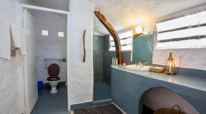 Kenyaways Beach B&B Diani Beach