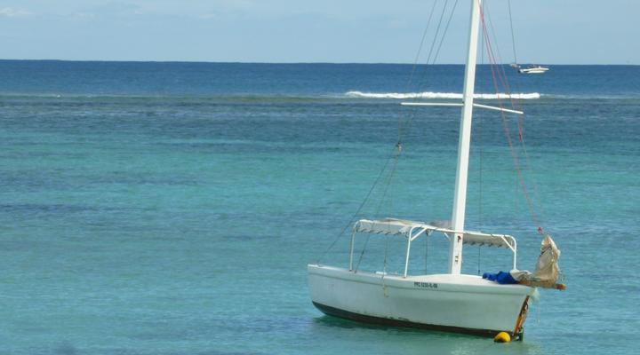 Villa Alexis Vacation Rental 3 bedrooms unit beside Trou aux Biches beach