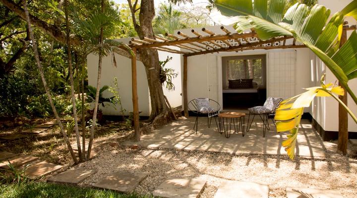 Ras Kikadini Beach House