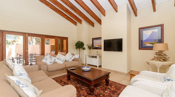 Four Bedroom Luxury Villa 5916