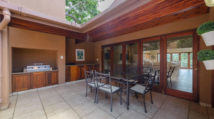 Four Bedroom Luxury Villa 5916