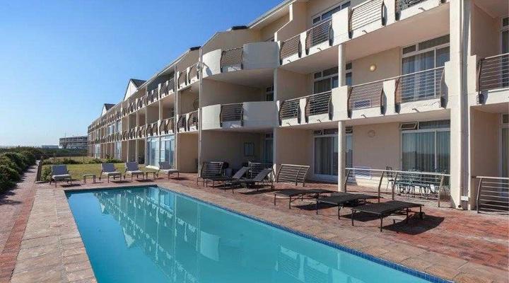 Leisure Bay 306 by CTHA