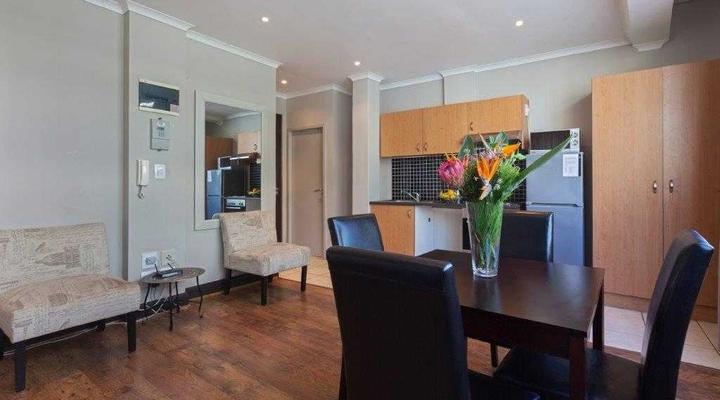 The Square 332 by CTHA