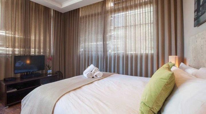 The Square 332 by CTHA