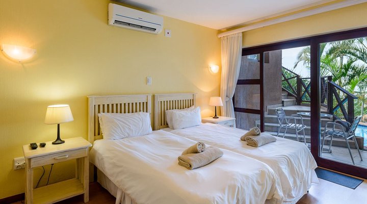 Three Bedroom Luxury Villa 13908
