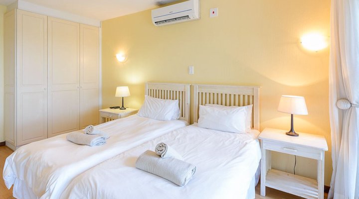 Three Bedroom Luxury Villa 13908