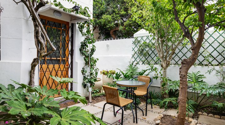 Green Point Garden Apartment
