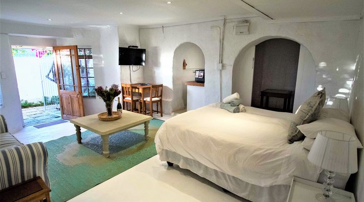 Green Point Garden Apartment