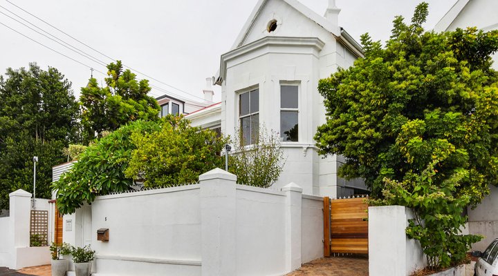 Green Point Garden Apartment