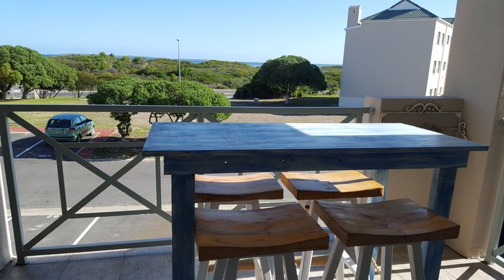 Big Bay Beach Club Moondance 