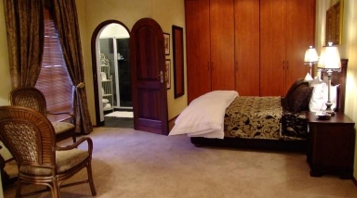 222 on Silveroak Guest House