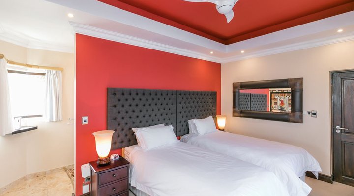 Pezula Luxury Under Thatch - GN8