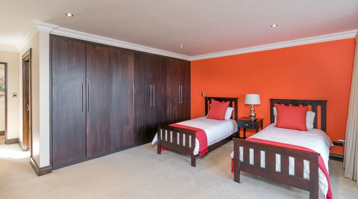 Pezula Luxury Under Thatch - GN8