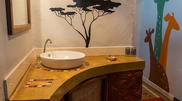 Thornicroft Lodge, South Luangwa - Zambia