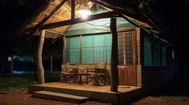 Thornicroft Lodge, South Luangwa - Zambia