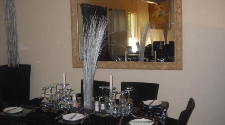 Beverly Hills Guest Lodge