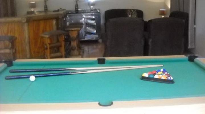 Beverly Hills Guest Lodge