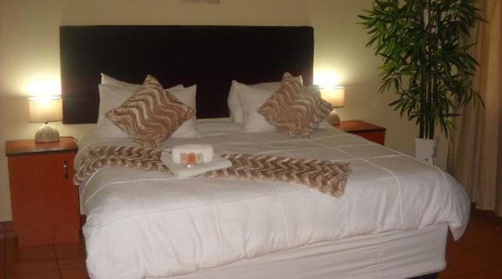 Beverly Hills Guest Lodge