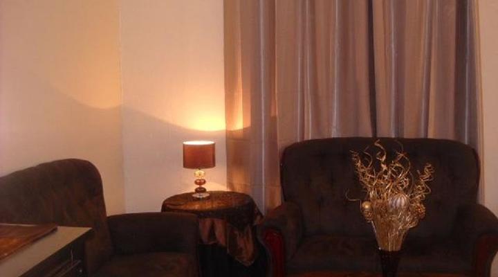 Beverly Hills Guest Lodge