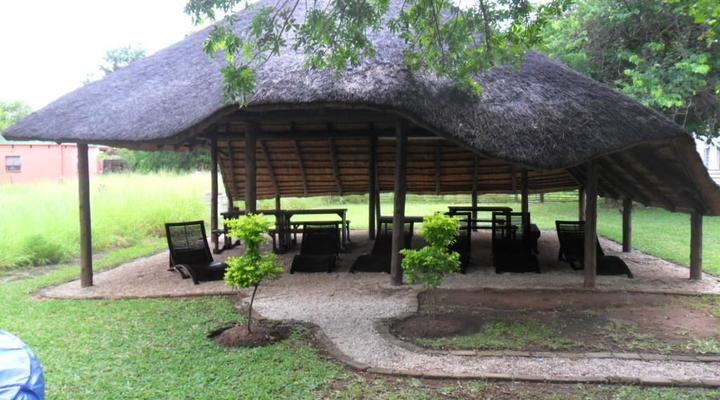 Beverly Hills Guest Lodge