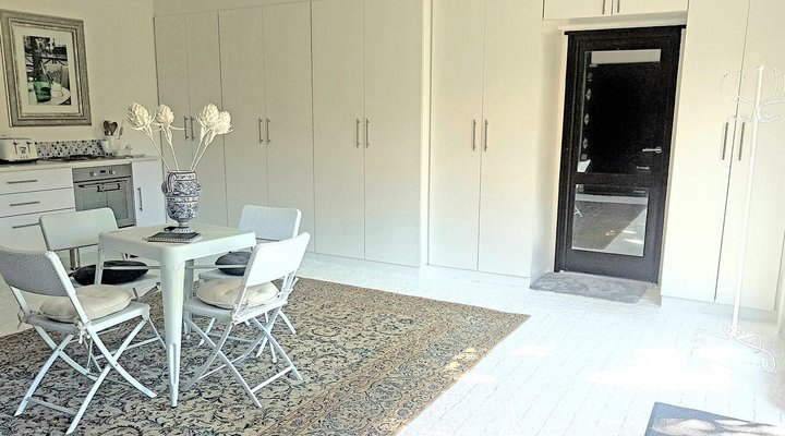 Palmetta Cottage
