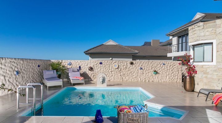 Pezula Luxury Under Thatch - GN8