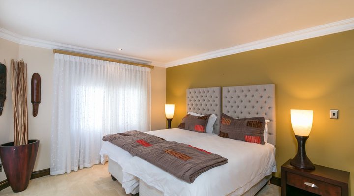 Pezula Luxury Under Thatch - GN8