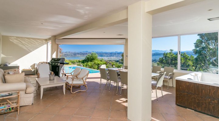 Pezula Rambling Elegance CM31