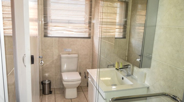 Emanzini Guest House