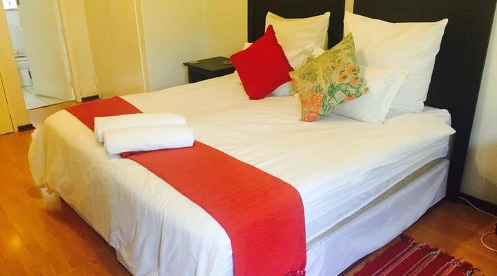 99 On Alma Private Lodge