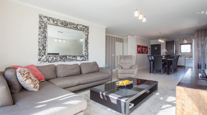 Quayside 301 by CTHA