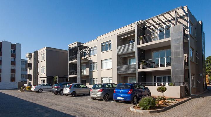 Hallack serene apartment