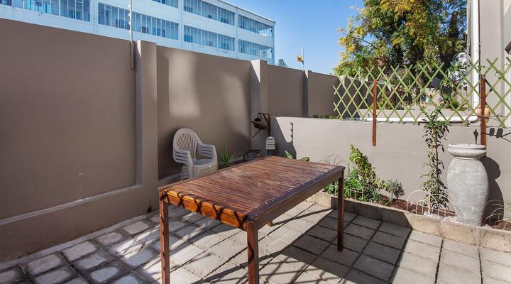 Hallack serene apartment