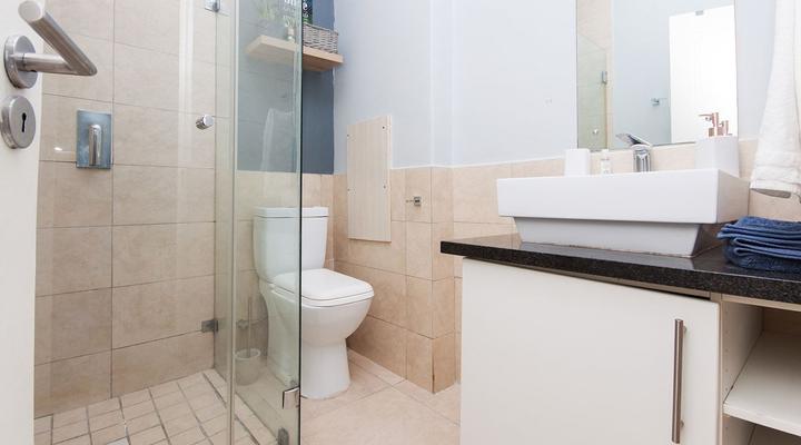 Hallack serene apartment