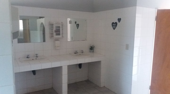 Zelda Game and Guest Farm