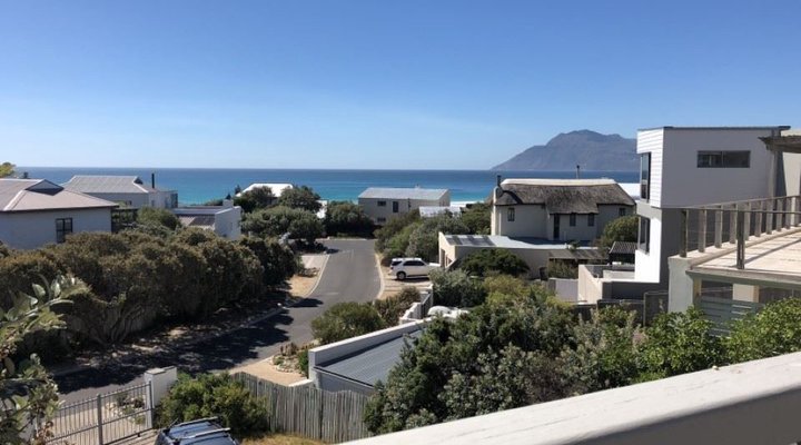 Aquaview Beach House