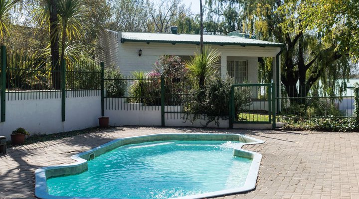 Petronella Guest House